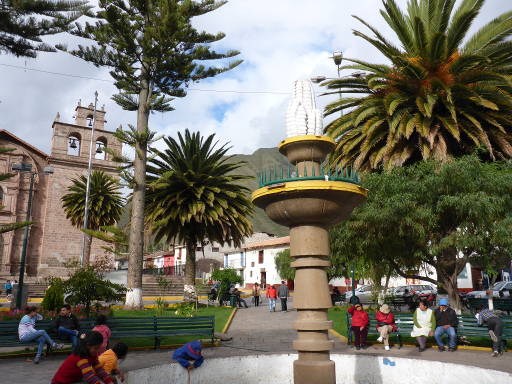Plaza de Armas, Urubamba