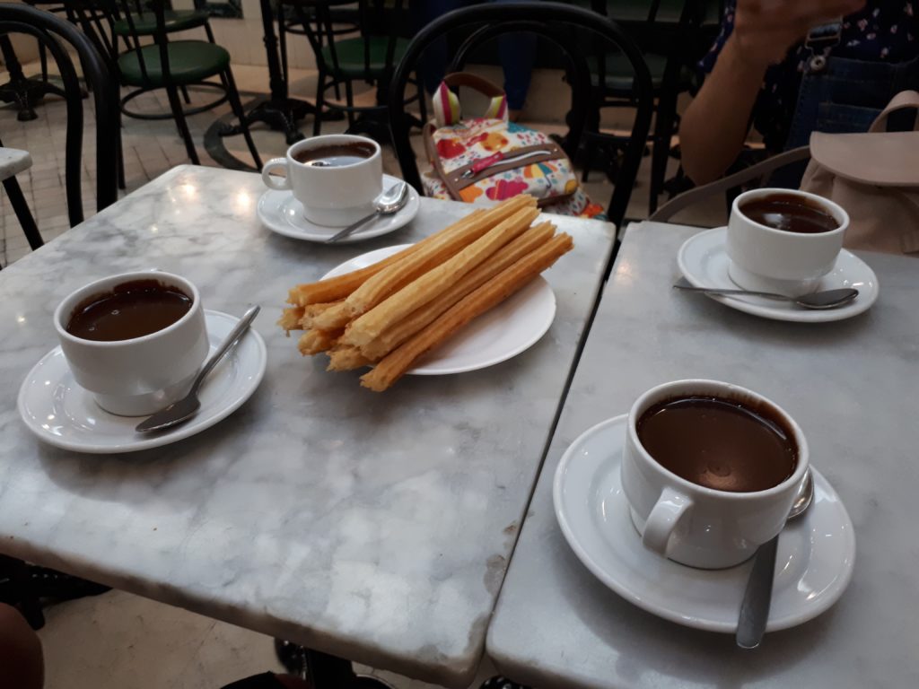 churros con chocolate Spain